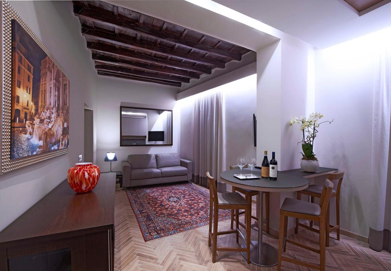 Harry'S Bar Trevi Luxury Apartments - Modelli Rome Luaran gambar