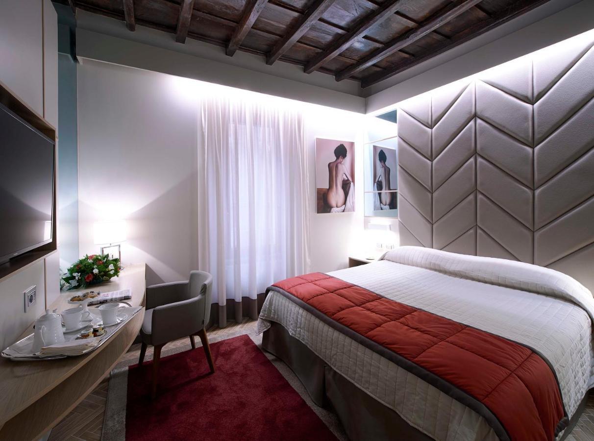 Harry'S Bar Trevi Luxury Apartments - Modelli Rome Luaran gambar